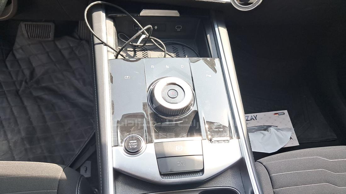 2025 Kia Sportage — Gear View — Photo 18
