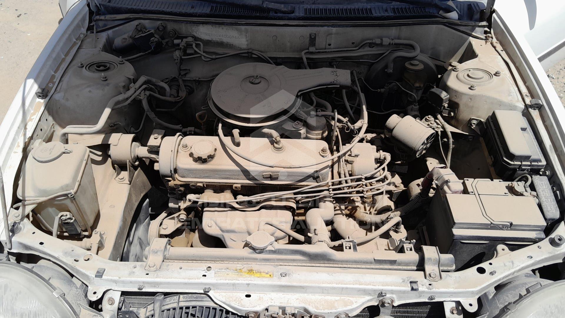 1998 TOYOTA COROLLA VIN: JTB72EEB0W4000948