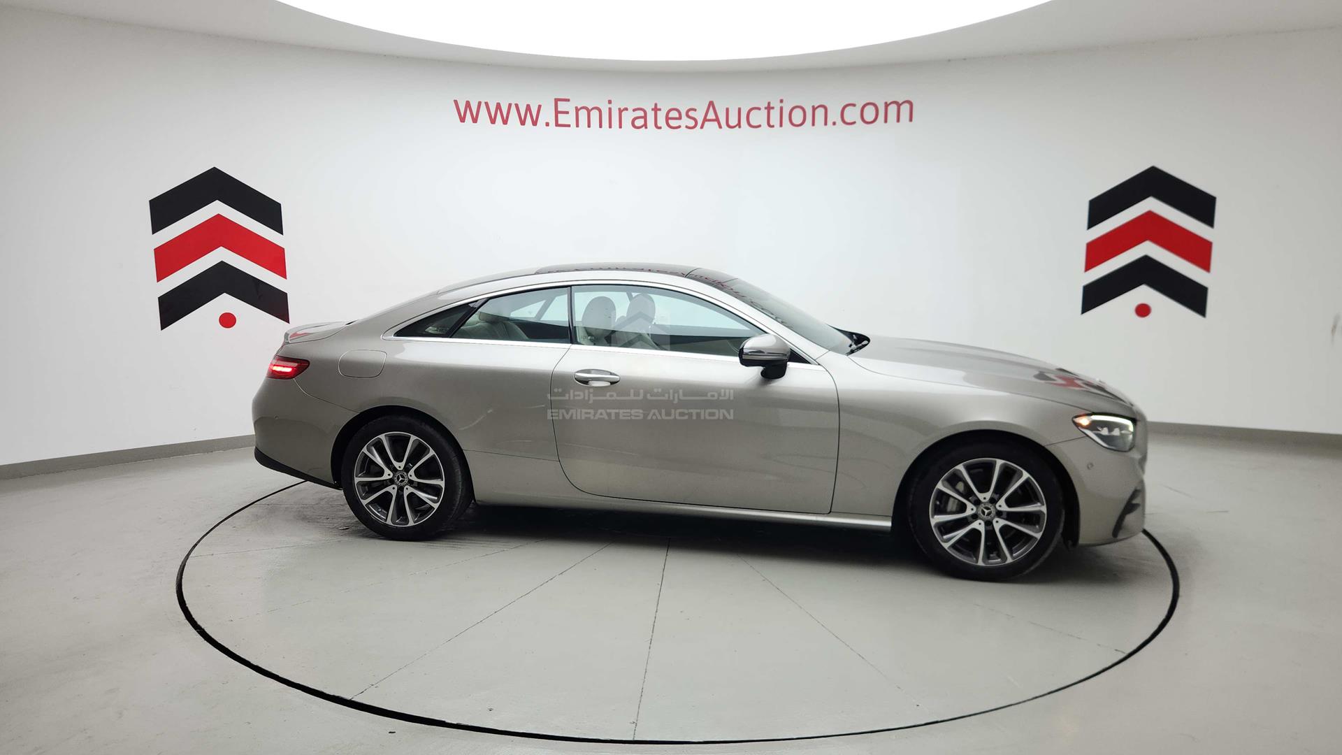 2022 MERCEDES E 450 VIN: W1K1J5JB7NF176617