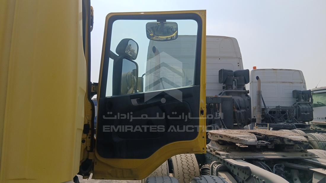 2009 Scania P 340 — Front Right Door — Photo 21