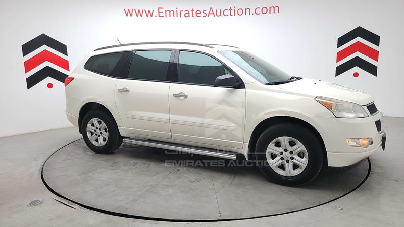 1GNKR8ED9CJ235432 Auction: EmiratesAuction Lot: 413741 1GNKR8ED9CJ235432 Chevrolet Traverse 2012 WHITE Photo 14