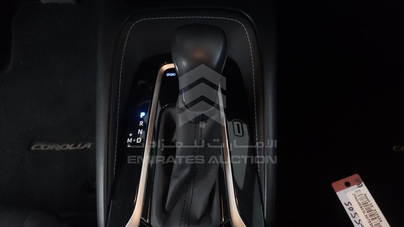 JTND4RBE5L3075505 Auction: EmiratesAuction Lot: 423206 JTND4RBE5L3075505 Toyota Corolla 2020 BLACK Photo 21