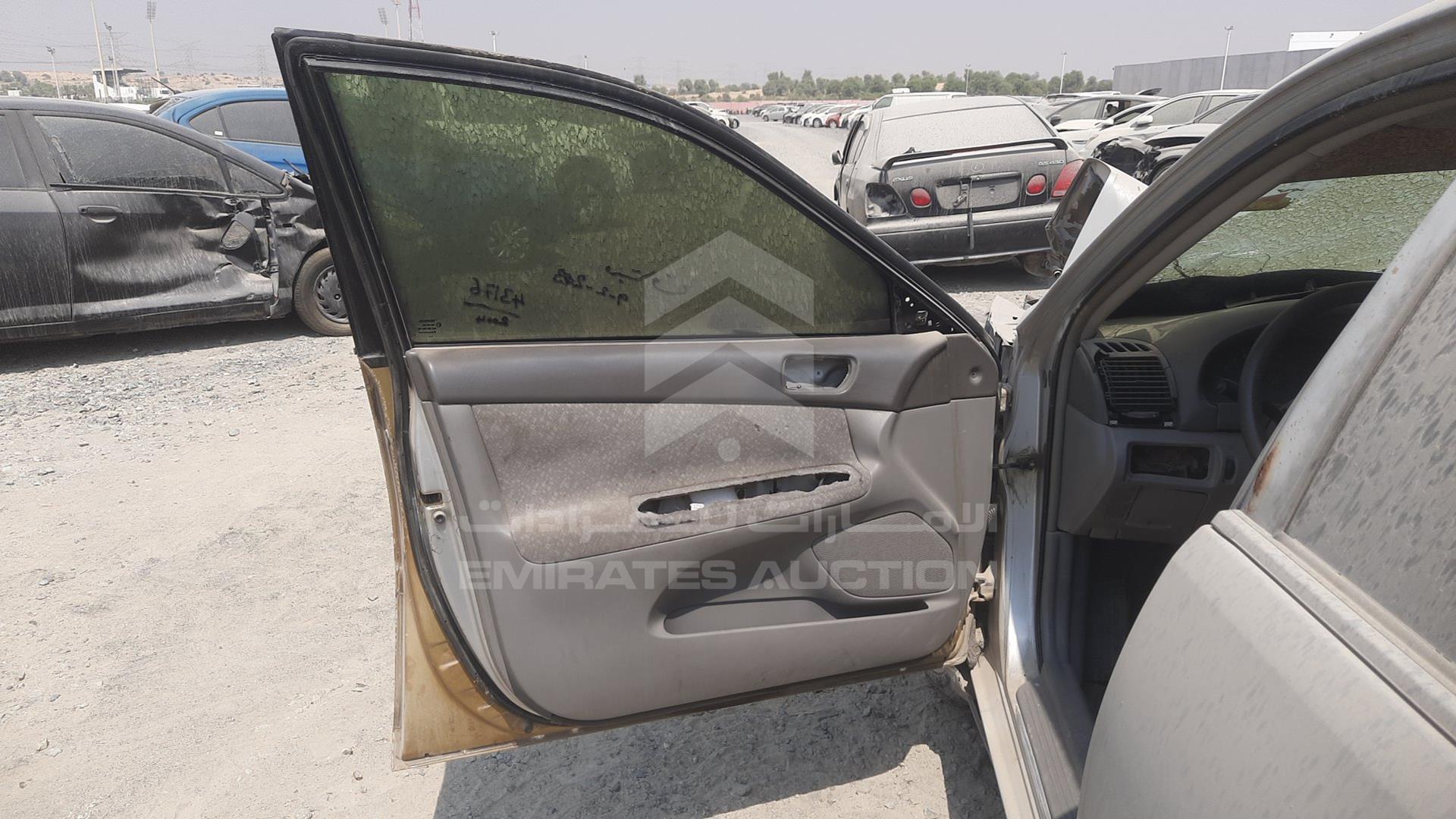 2004 TOYOTA CAMRY VIN: 6T1BE32K24X443001