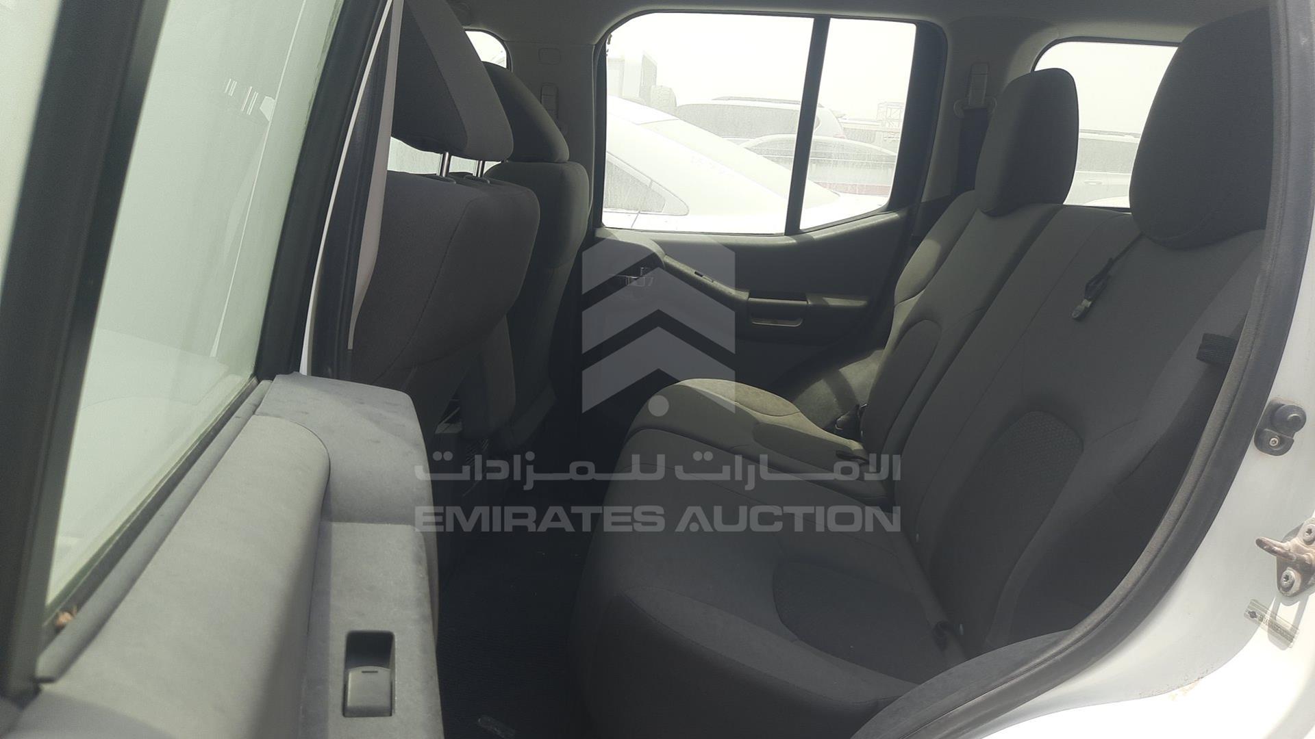2014 NISSAN XTERRA VIN: 5N1AN0N69EN800286