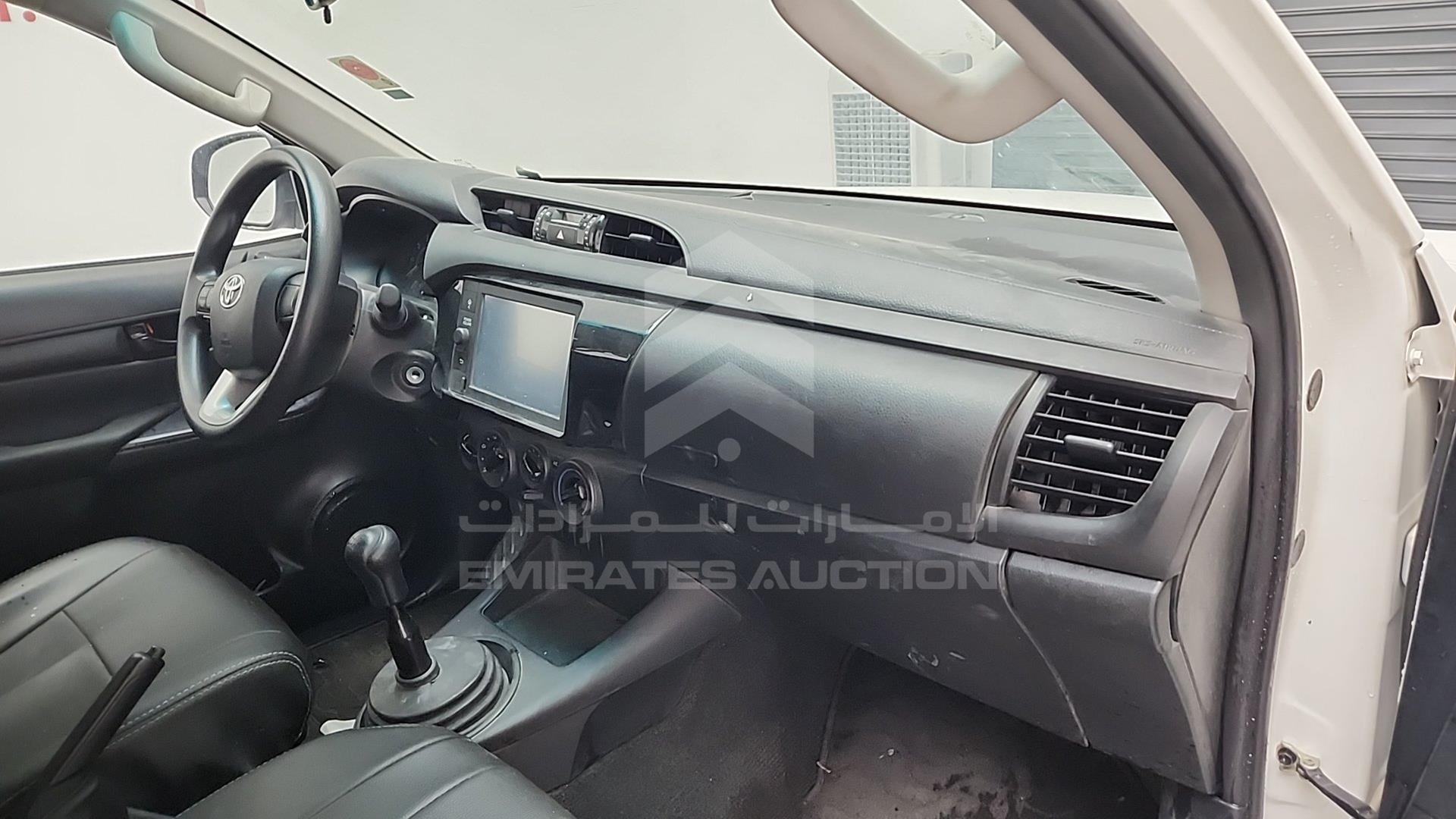 2023 TOYOTA HILUX VIN: MR0DB9CD9P5161721