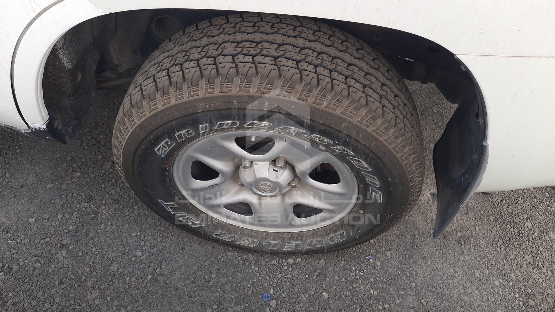 2013 TOYOTA LAND CRUISER VIN: JTMDU09J2D5072652