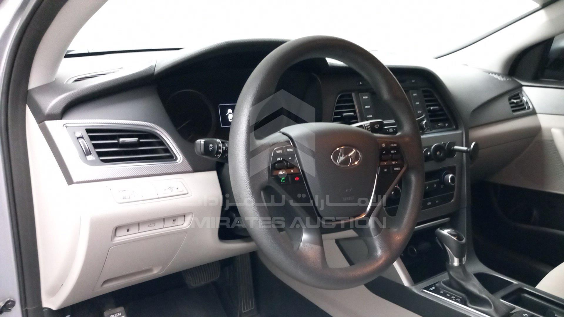 2017 HYUNDAI SONATA VIN: KMHE241G7HA278821