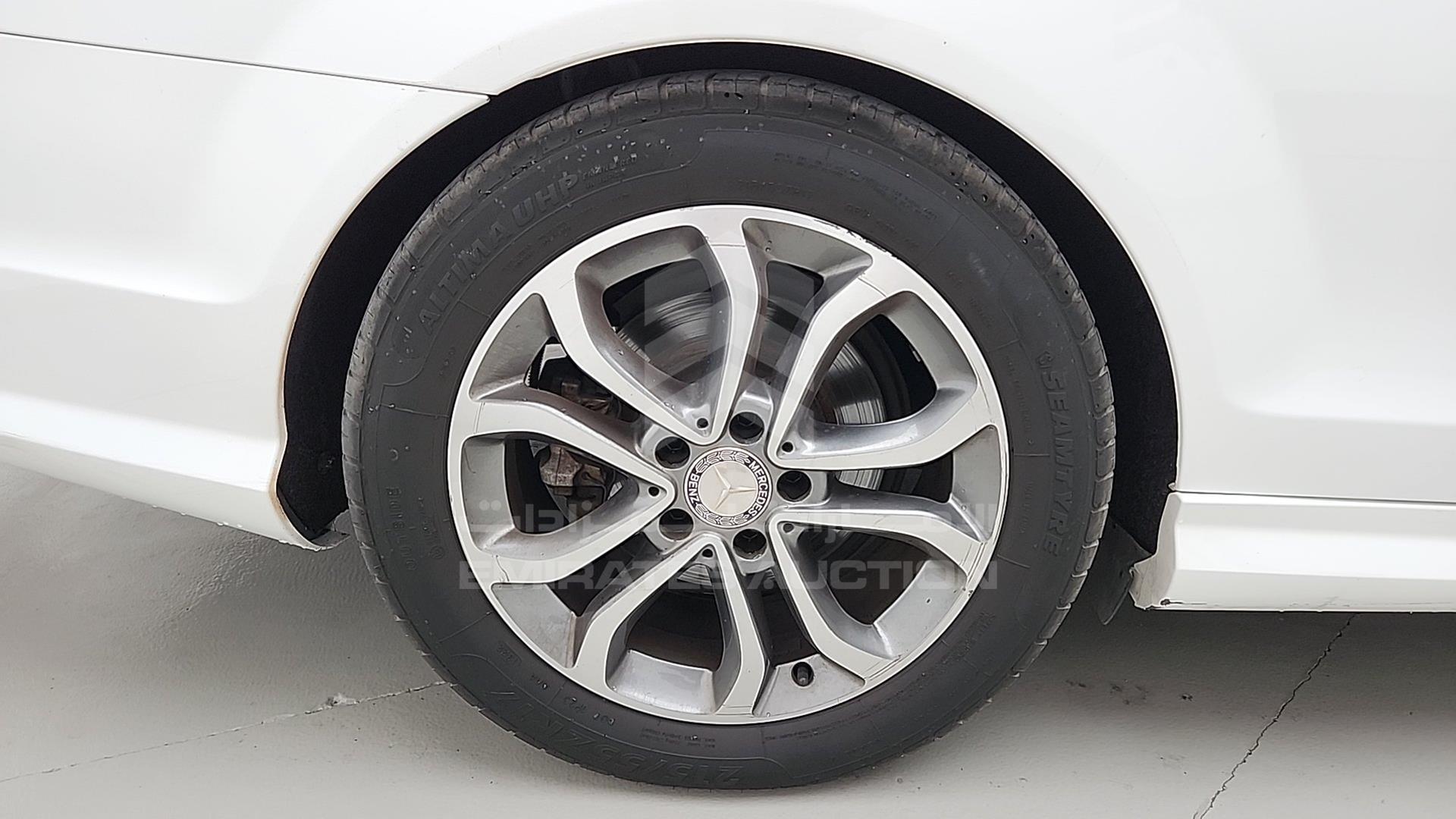 2014 MERCEDES C 250 VIN: WDDGJ4HB2EG295955
