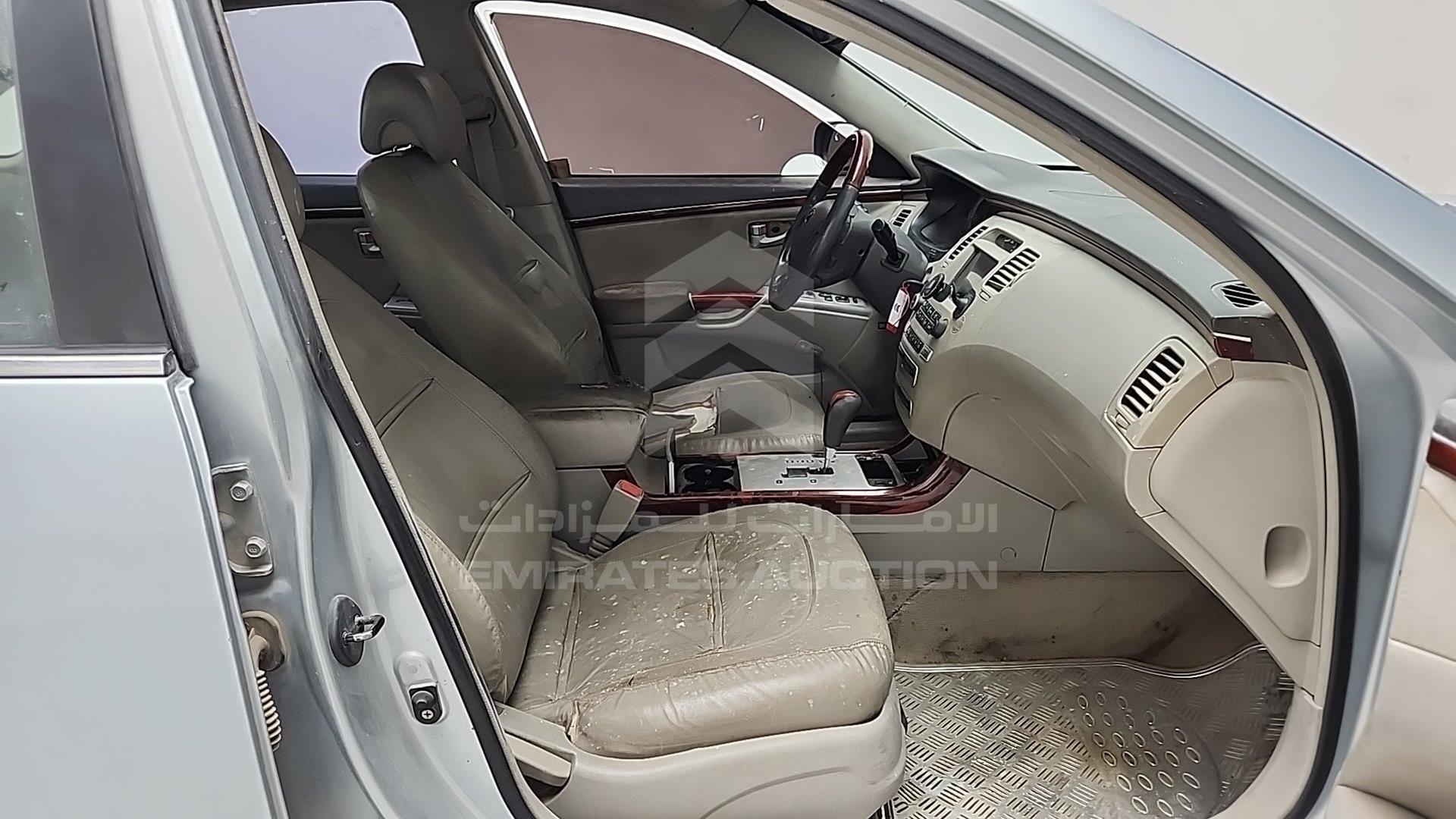 2006 HYUNDAI GRANDEUR VIN: KMHFB41BP6A050816