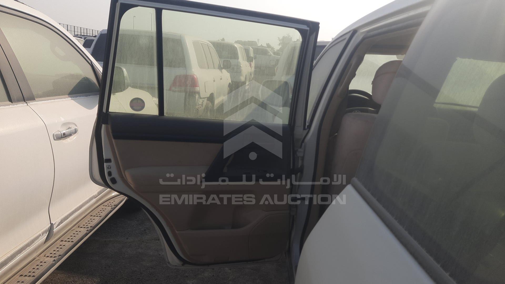 2013 TOYOTA LAND CRUISER VIN: JTMDU09J3D5072014