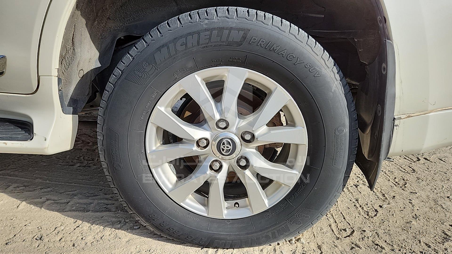 2020 TOYOTA LAND CRUISER VIN: JTMHU01J6L4193878