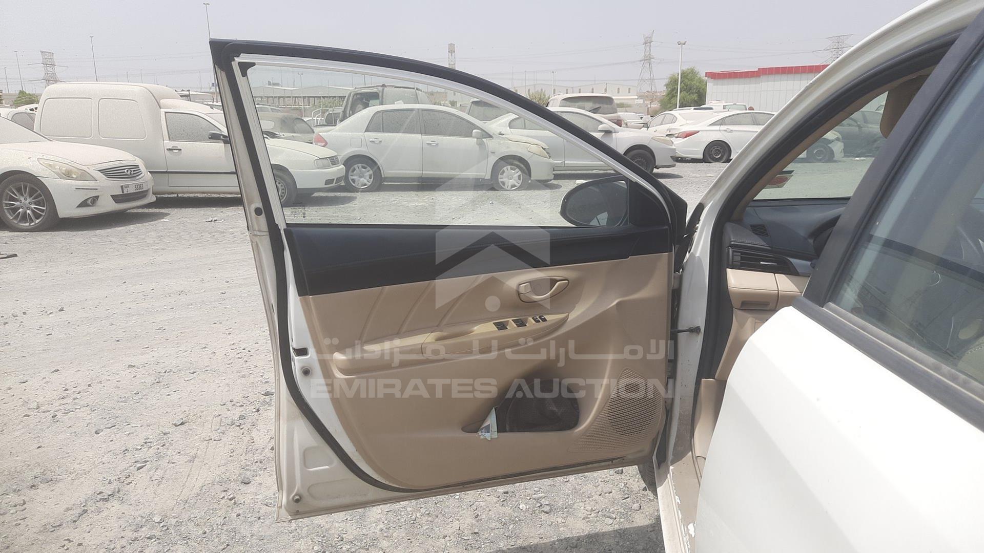 2015 TOYOTA YARIS VIN: MR2BT9F37F1145781