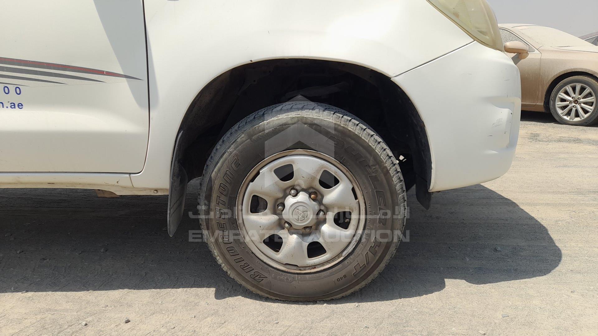 2010 TOYOTA HILUX VIN: MR0FX22G0A1035615