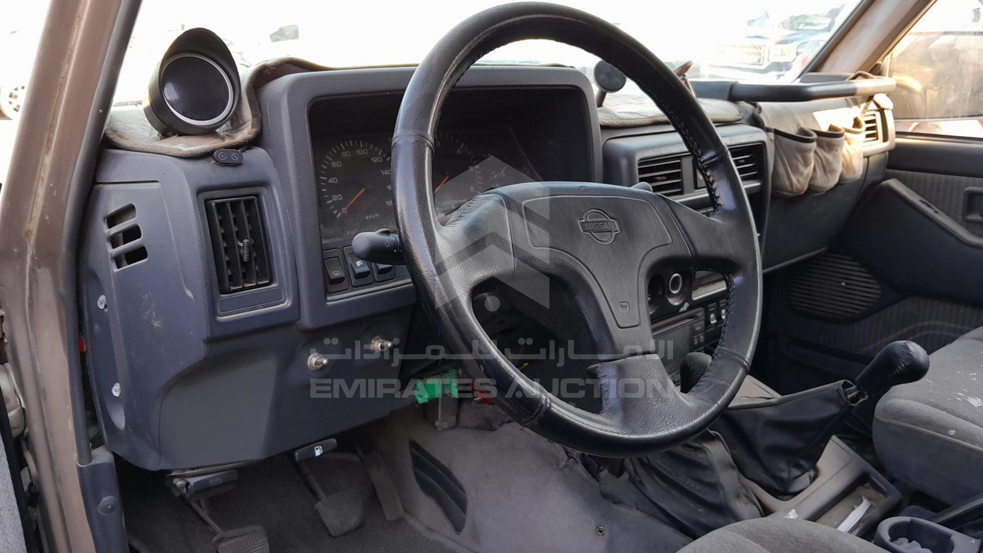 0 NISSAN PATROL VIN: WGY60-811108