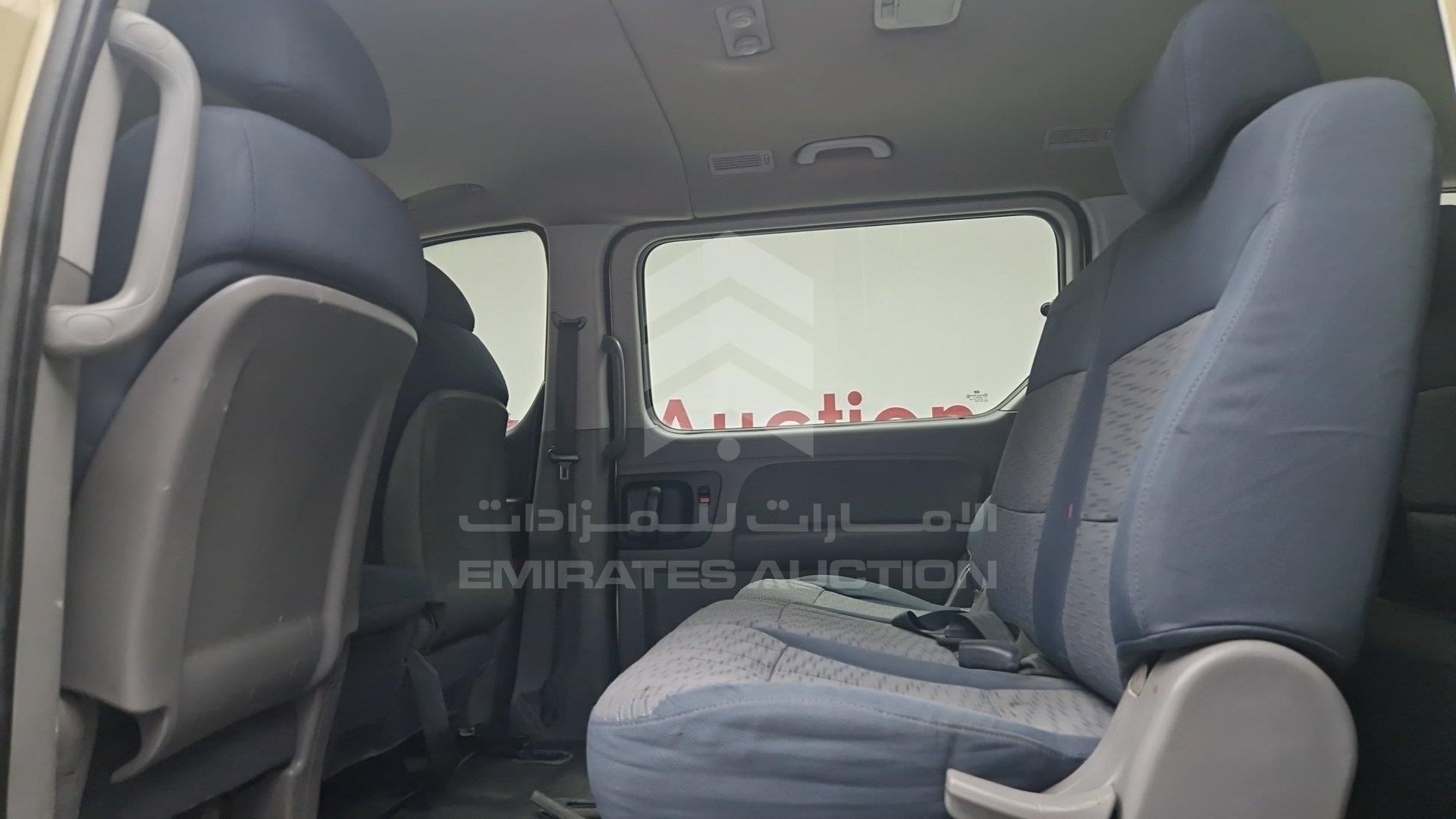 KMHWG81R1CU430694 - 2012 Hyundai H1 - #504560