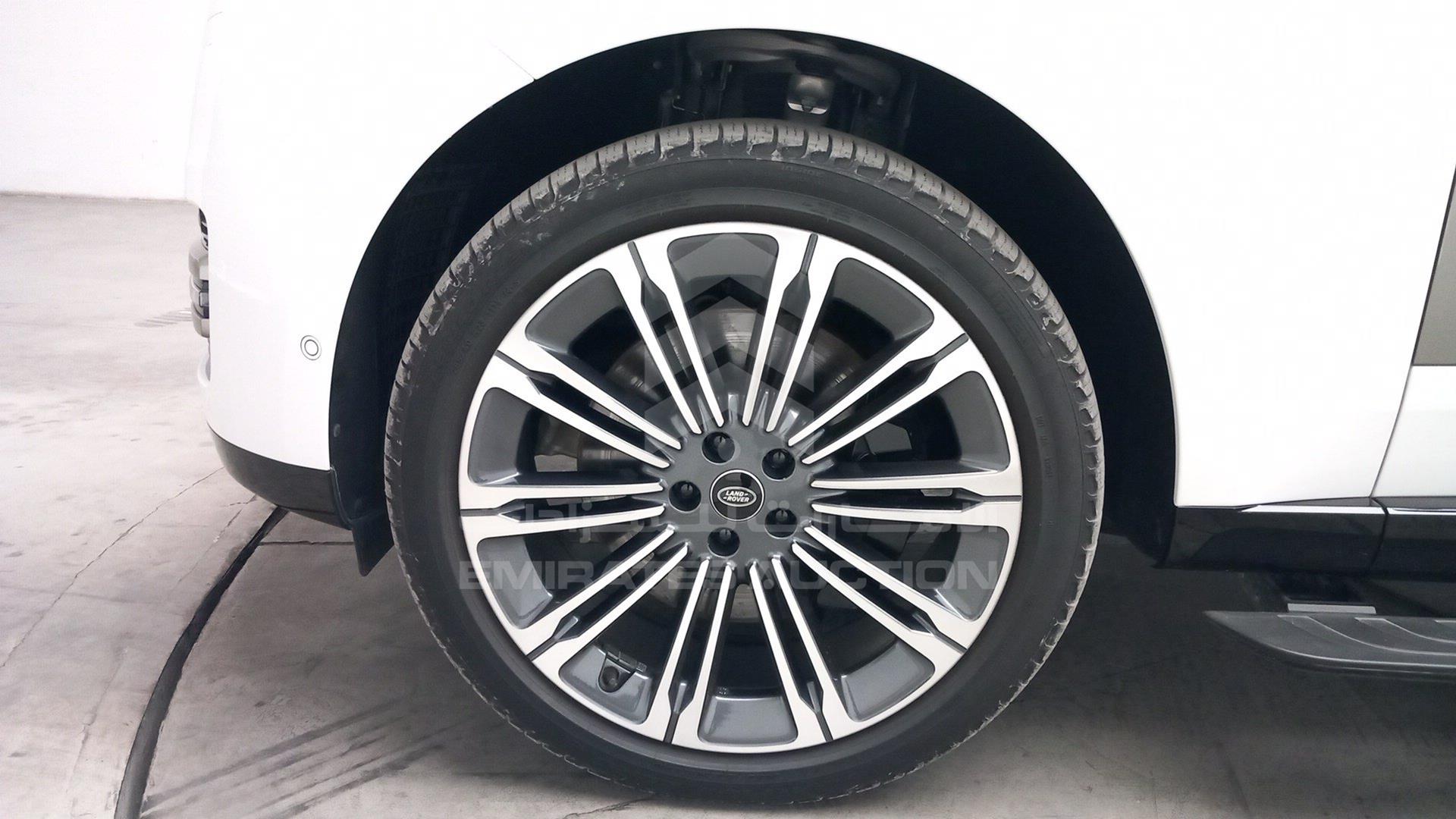 2022 RANGE ROVER VOGUE VIN: SALKA9B70NA007514