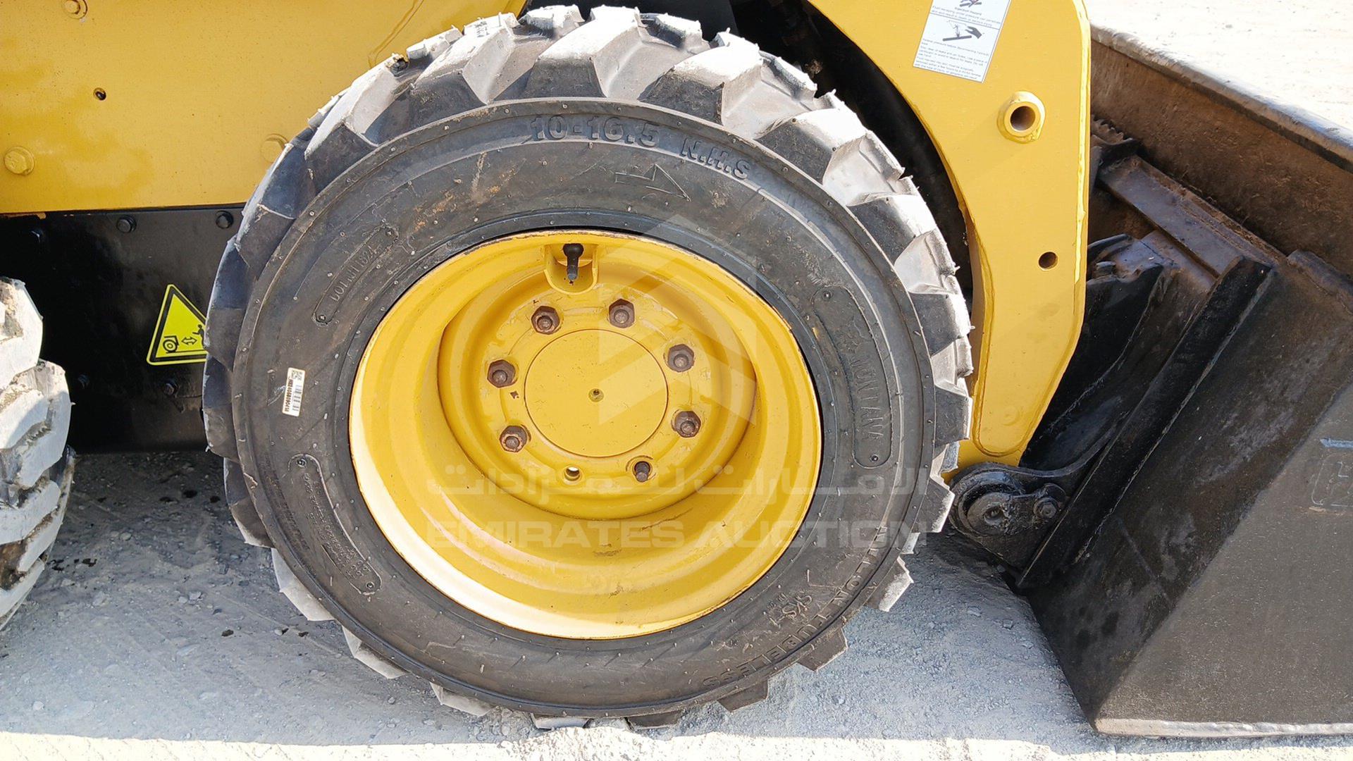 2008 CATERPILLAR --- VIN: CAT00226BMJH10843