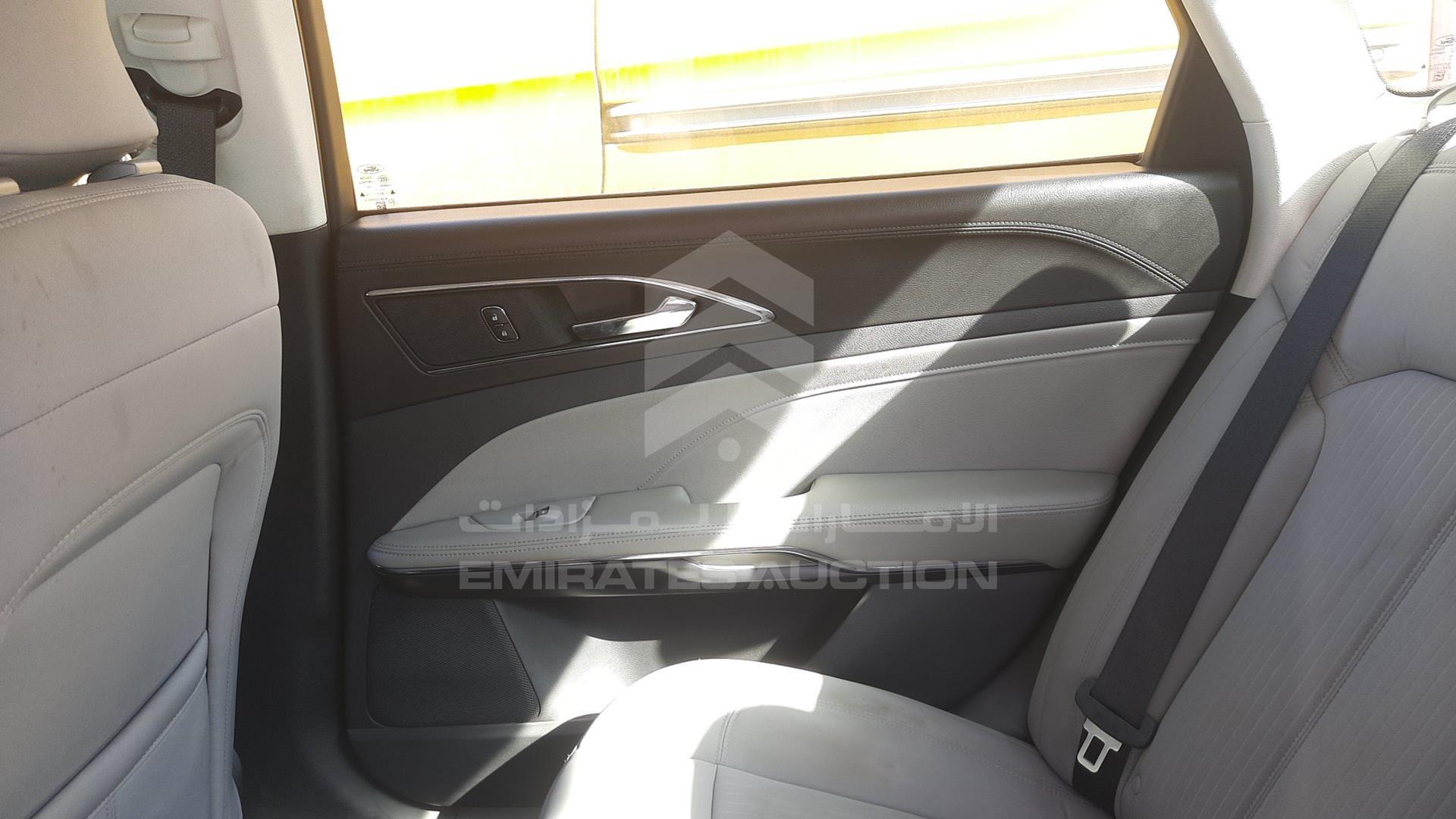 2022 FORD TAURUS VIN: LVSFMBFC9NHR50154