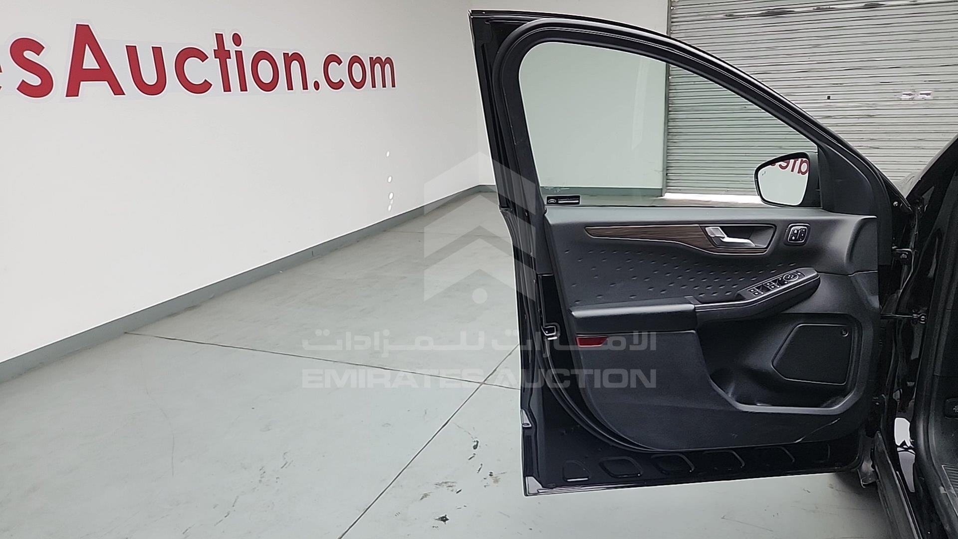 2020 FORD ESCAPE VIN: 1FMCU9DZ4LUB12131