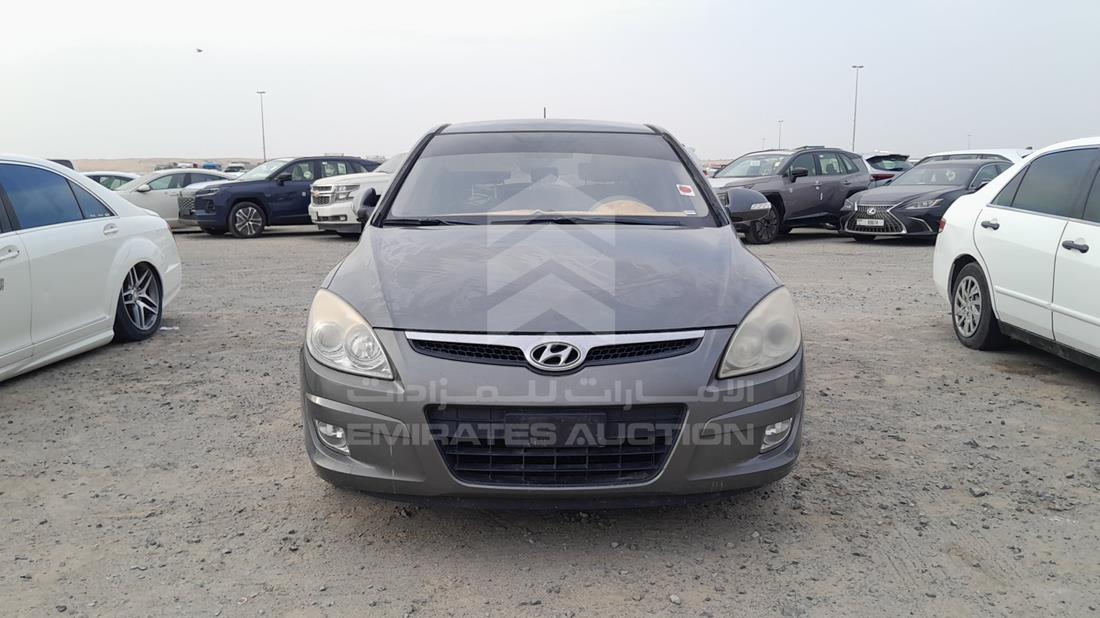 2010 Hyundai I 30 — Full Front View — Photo 1