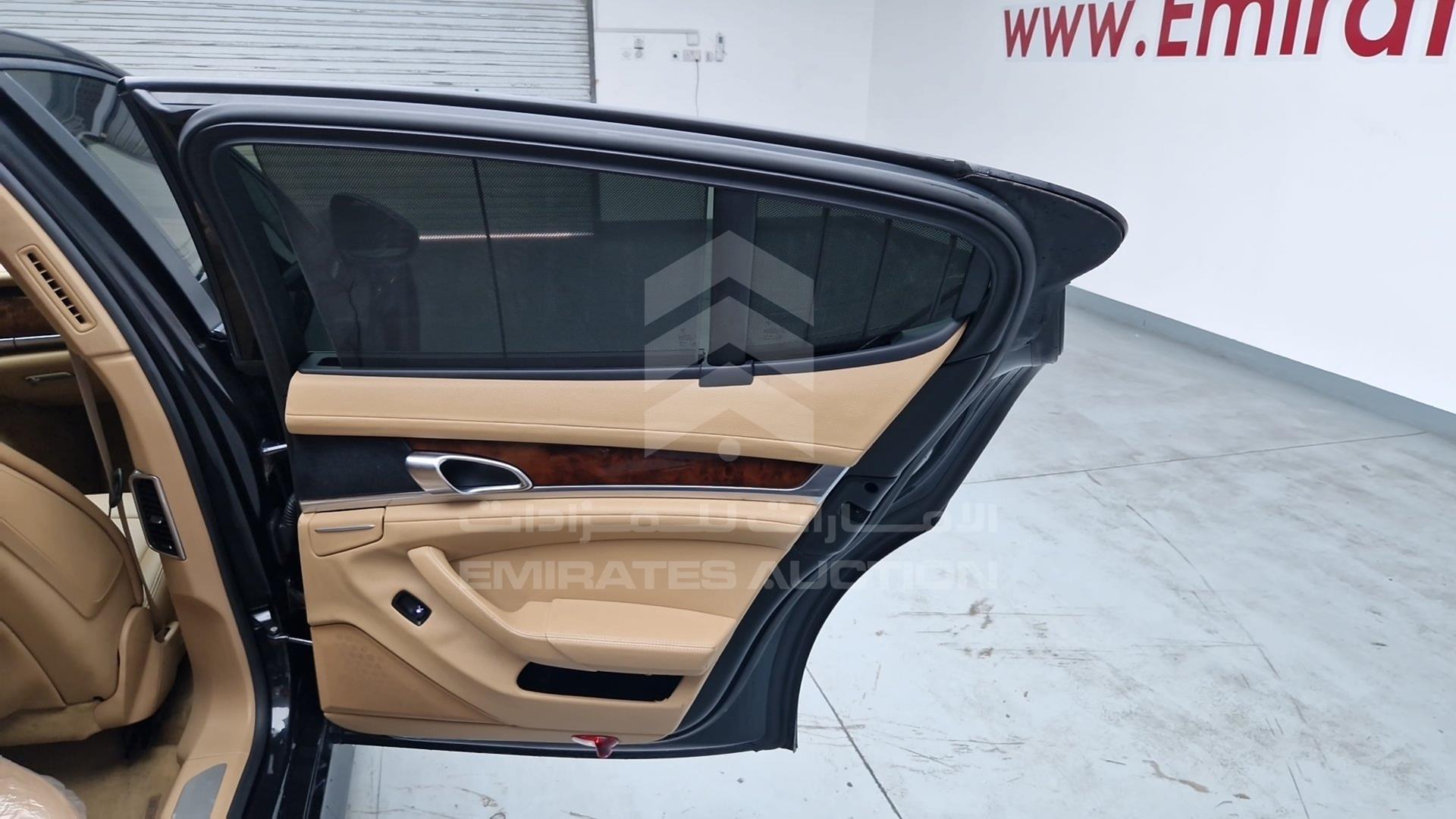 2011 PORSCHE PANAMERA VIN: WP0ZZZ97ZBL004992
