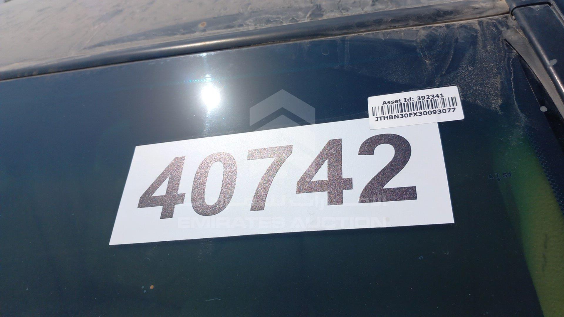 2003 LEXUS --- VIN: JTHBN30FX30093077