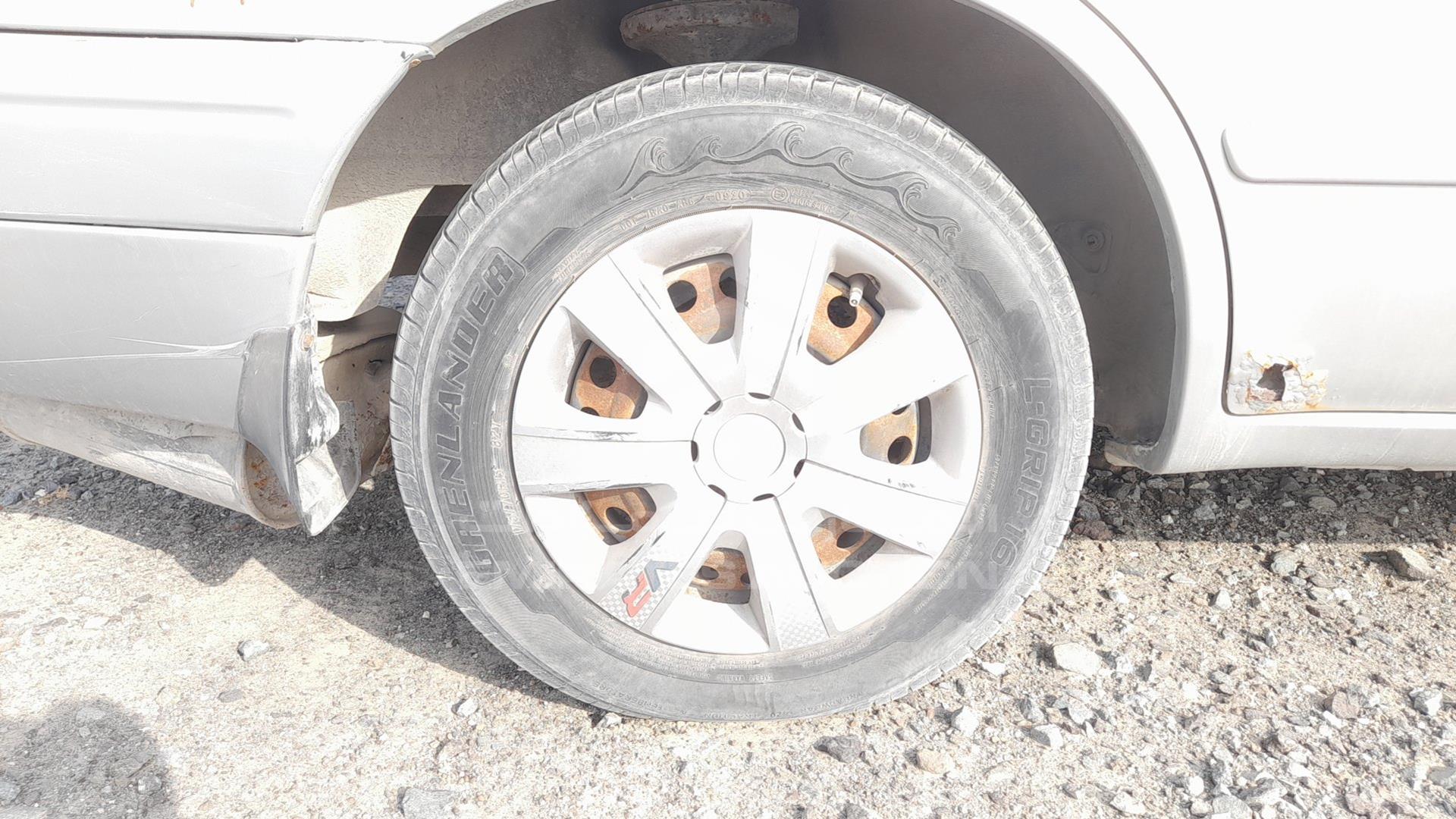 2000 TOYOTA COROLLA VIN: JT2BA13E7Y3091838
