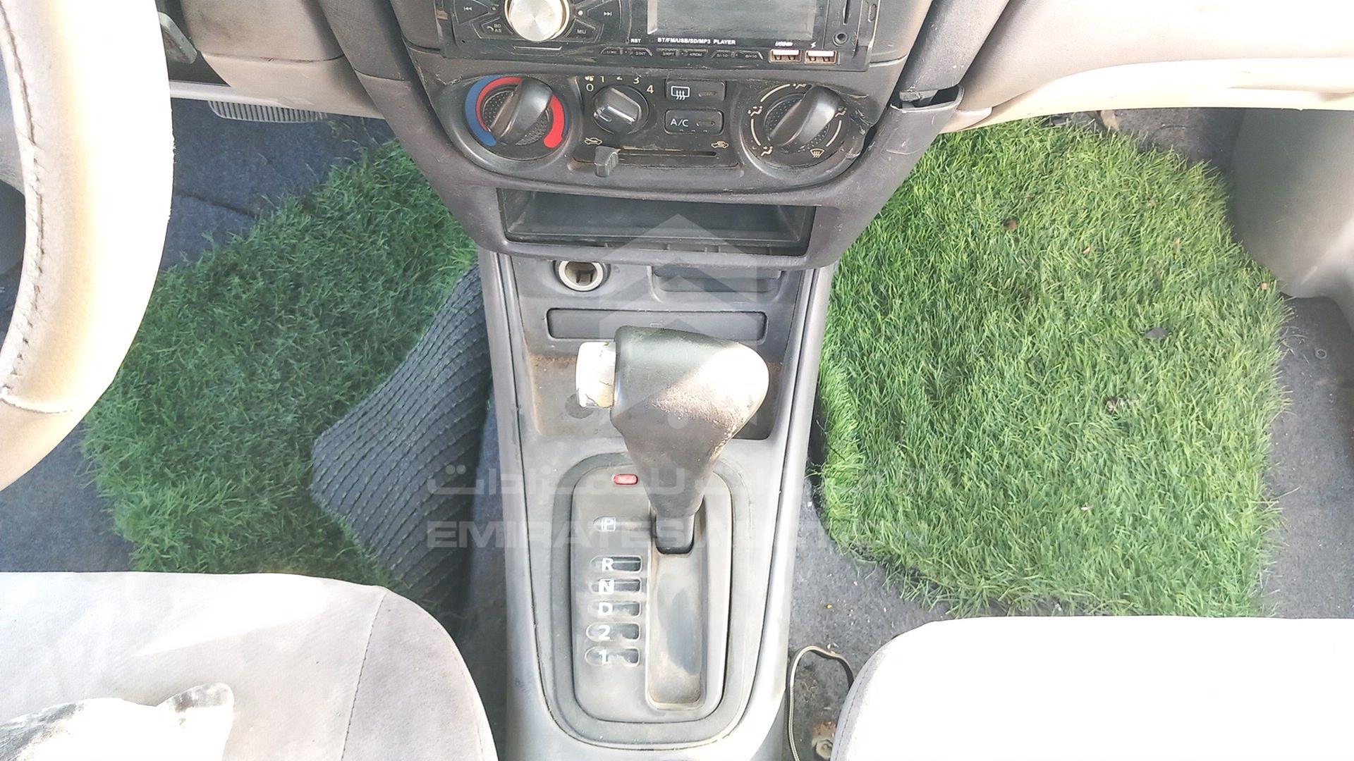 2001 NISSAN SUNNY VIN: JN1EN61C81W001613