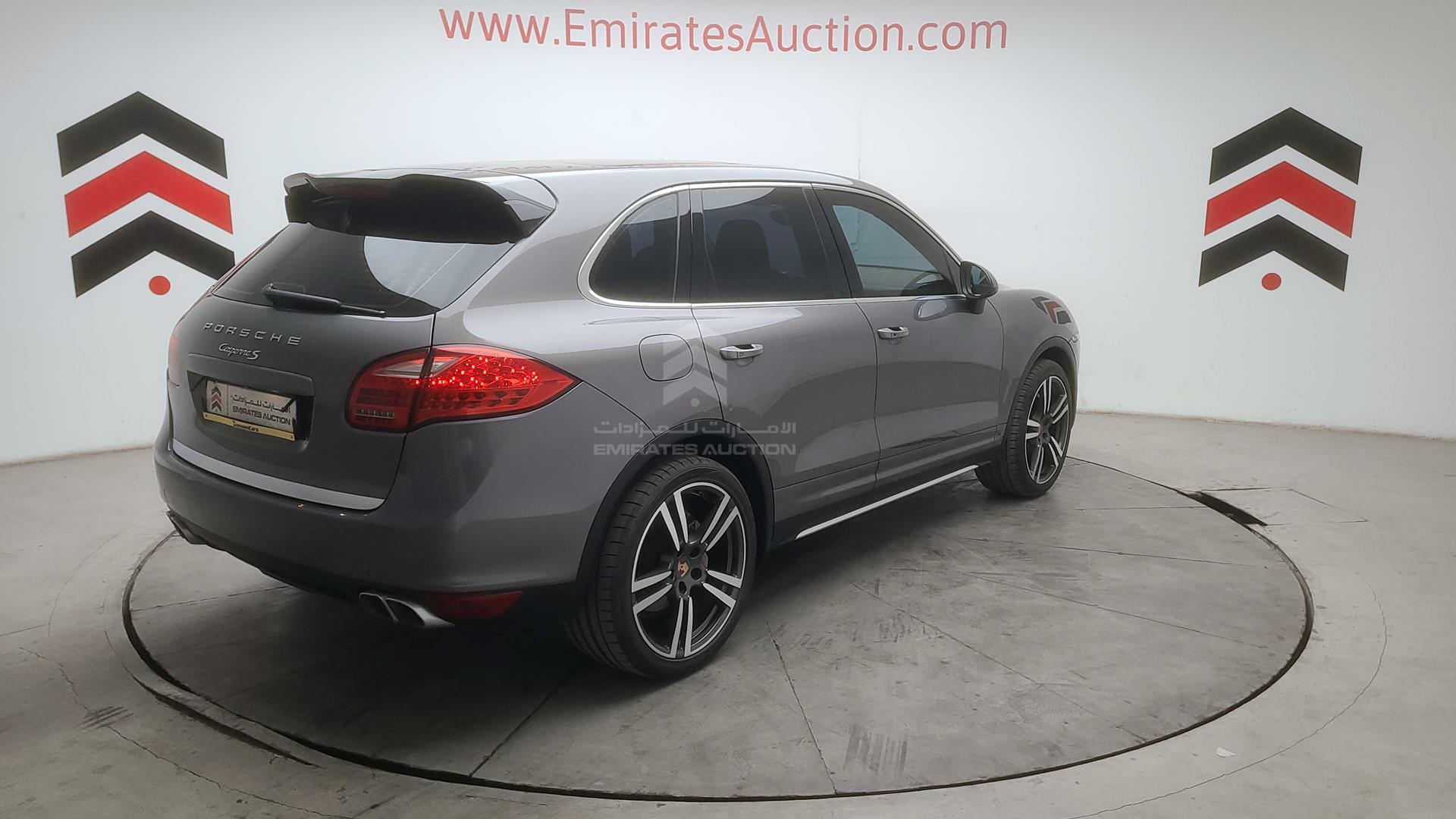 2012 PORSCHE CAYENNE S VIN: WP1ZZZ92ZCLA50158