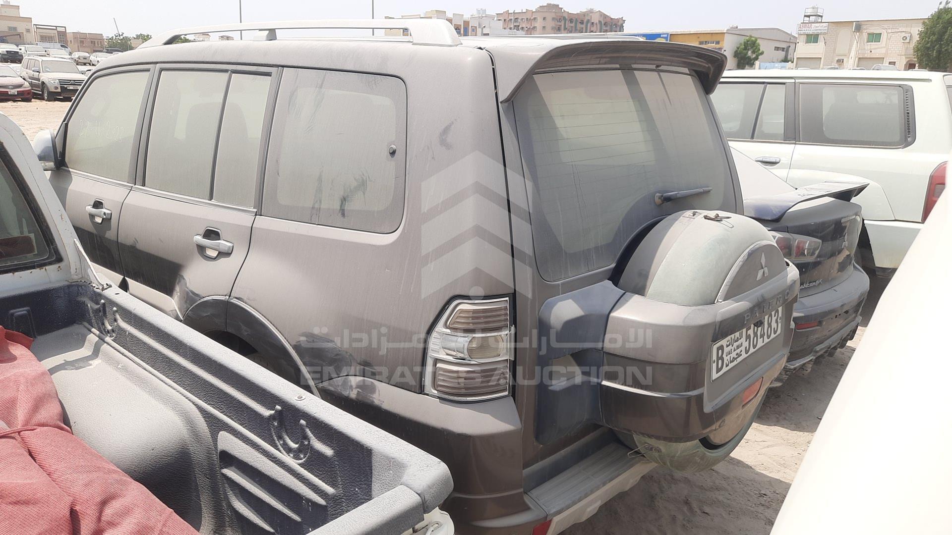 2010 MITSUBISHI PAJERO VIN: JMYLRV95WAJ703844