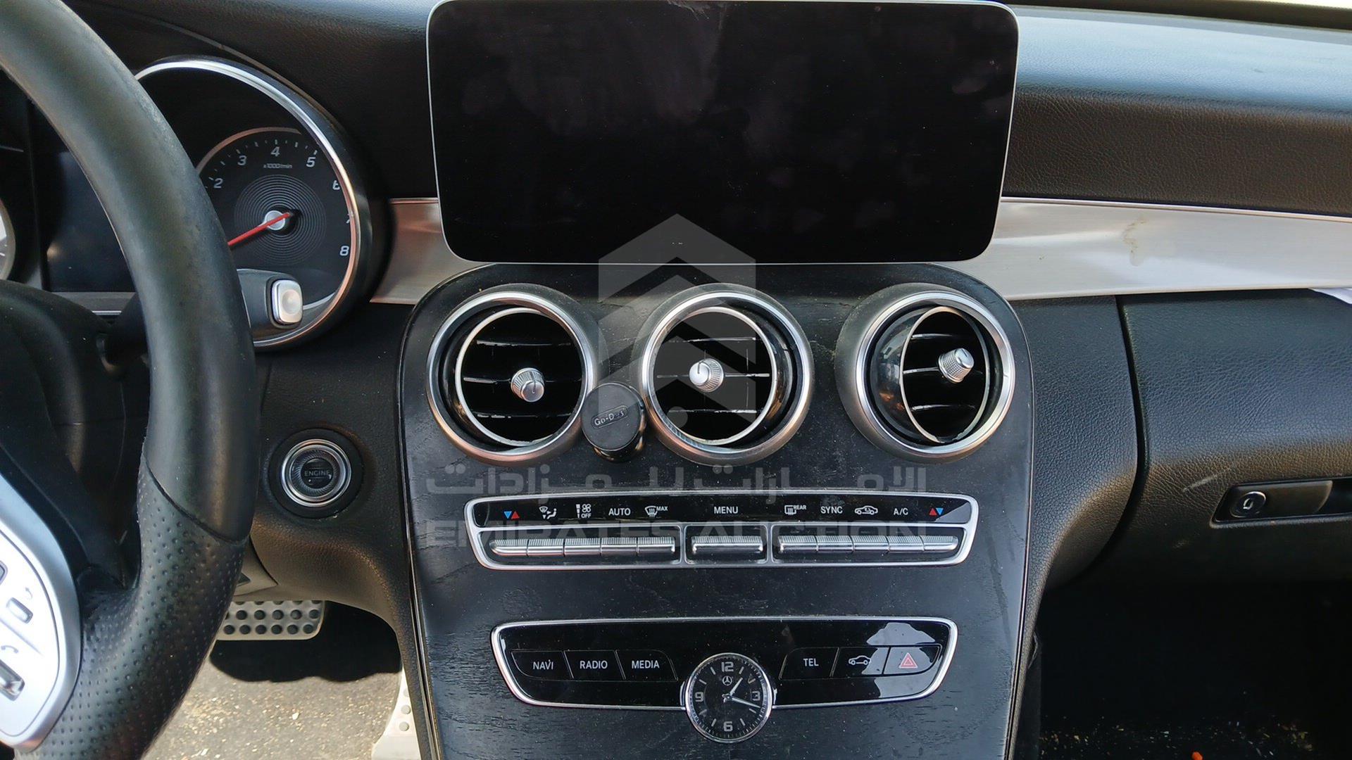 2019 MERCEDES C 300 VIN: 55SWF8DB6KU298088