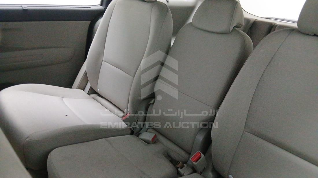 2015 Kia Sedona — Rear Left Passenger View — Photo 28
