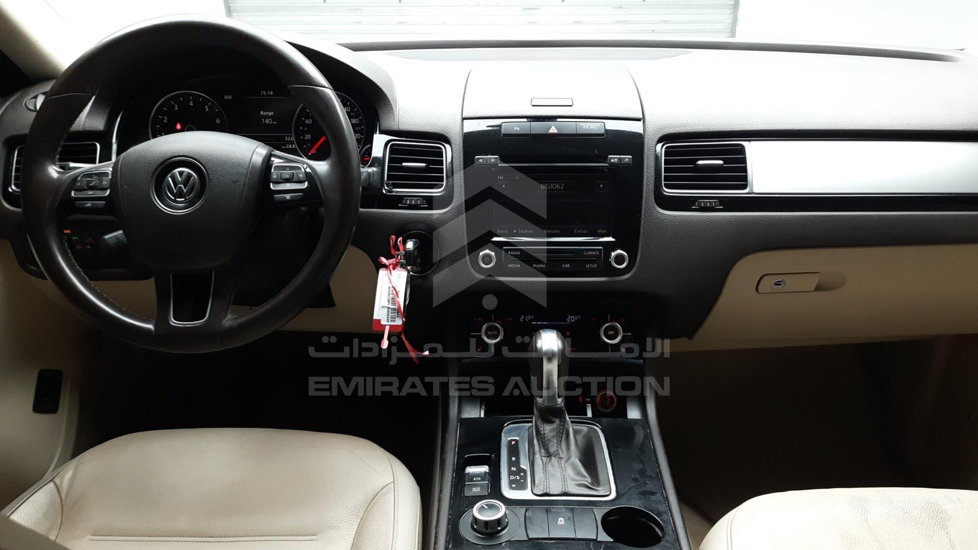 2014 VOLKSWAGEN TOUAREG VIN: WVGBC2BPXED006549