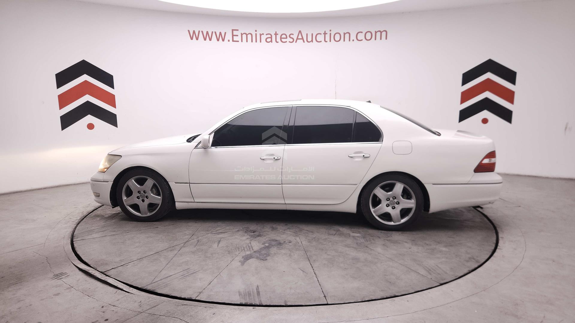 2004 LEXUS LS 430 VIN: JTHBN36F140142403