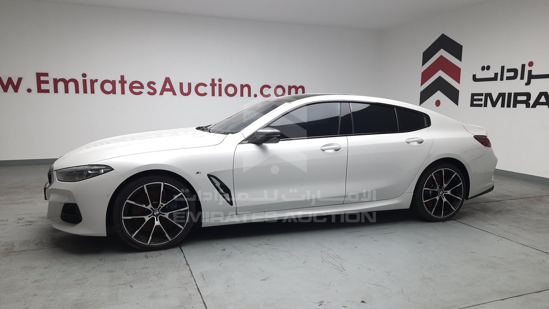 2020 BMW 840 VIN: WBAGV2A04LCE07560