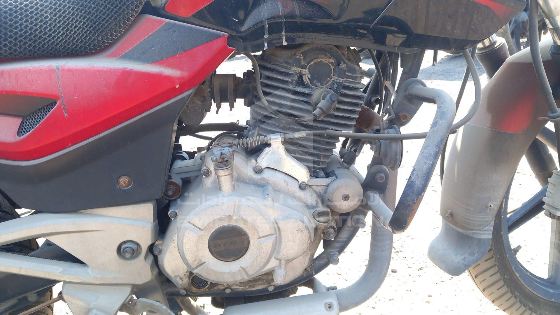2015 BAJAJ PULSAR 180CC VIN: MD2A12DZ8ECD10549