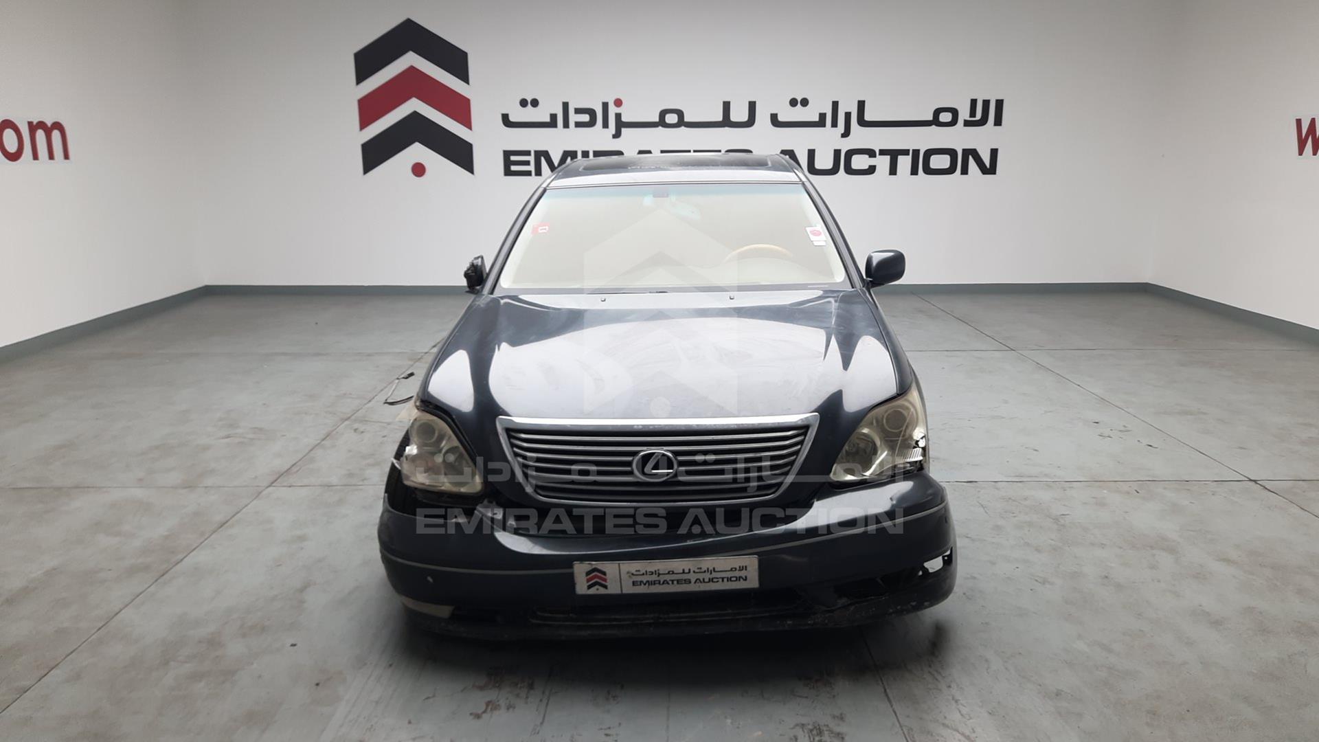2004 LEXUS LS 430 VIN: JTHBN36F040132008