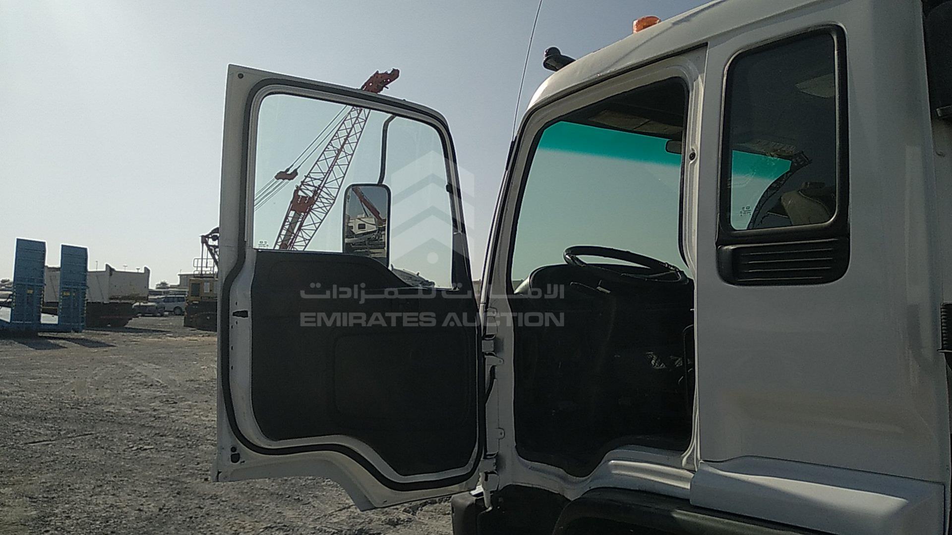2013 ISUZU FVR VIN: LWLYURAX8DL004021