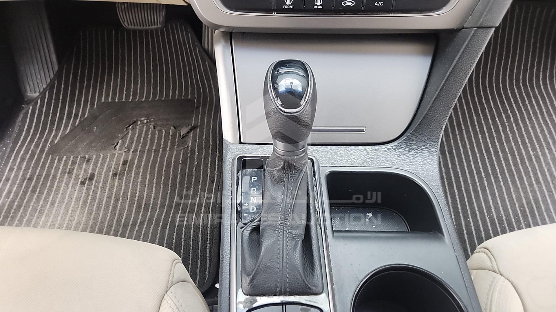 2016 HYUNDAI SONATA VIN: 5NPE24AF6GH274939