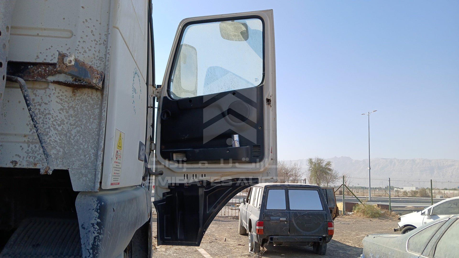 1998 VOLVO FH 12 VIN: YV2A4B3D3WA279407