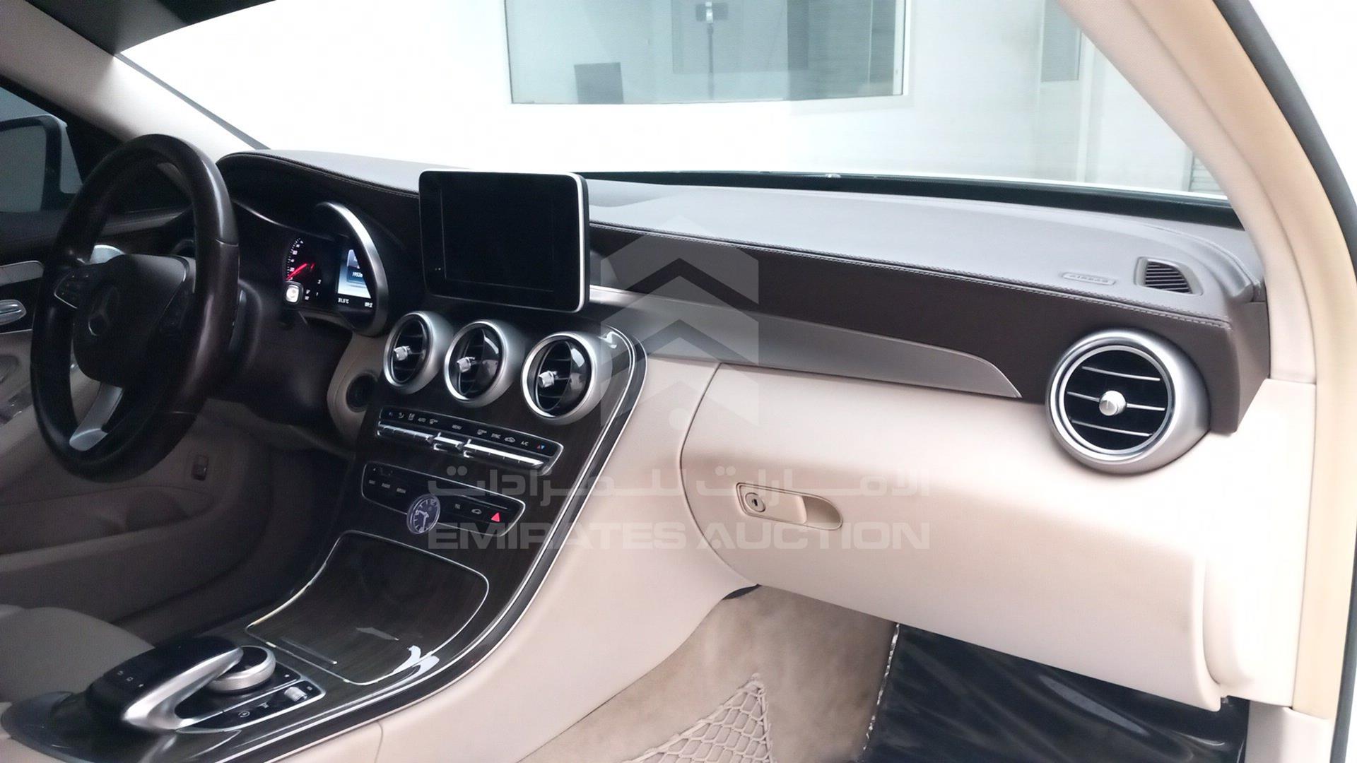 2015 MERCEDES C 300 VIN: 55SWF4KBXFU040349