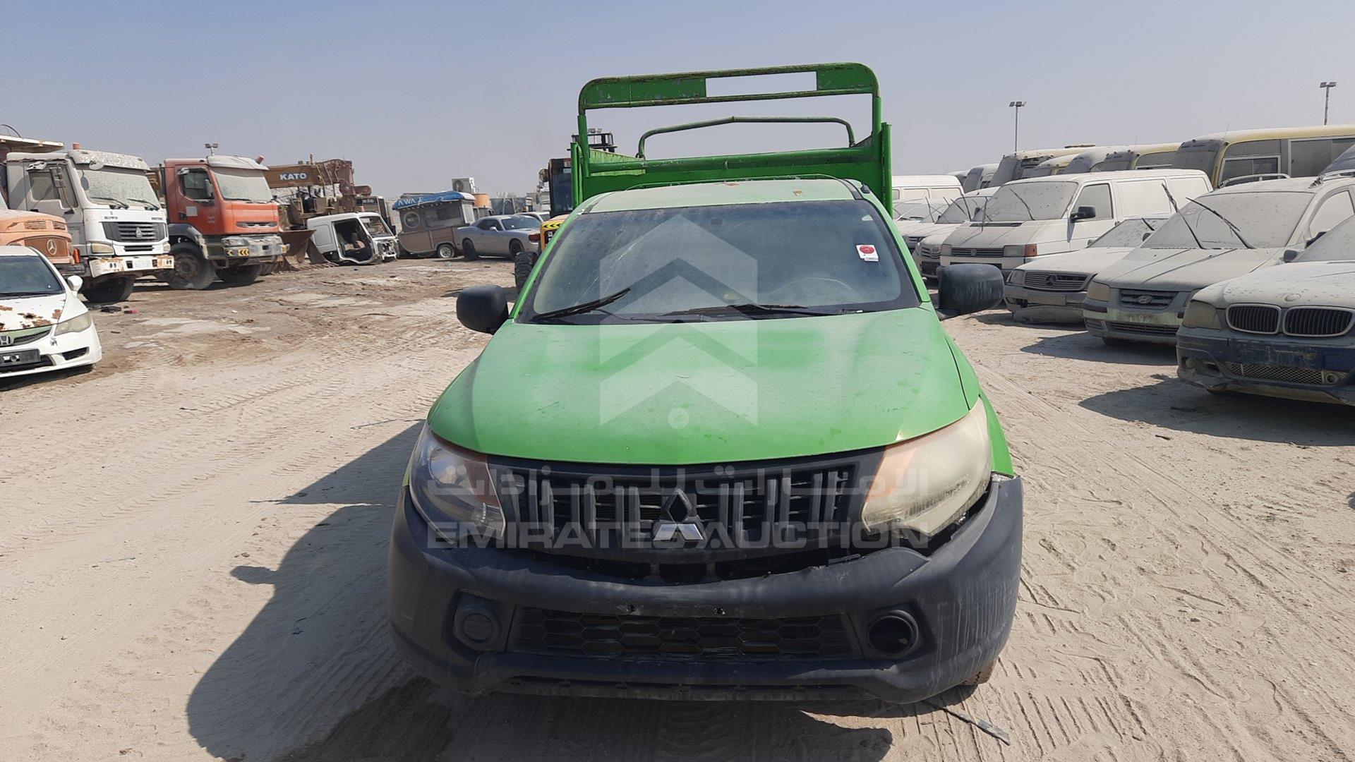 2016 MITSUBISHI L200 VIN: MMBENKJ40GH039273