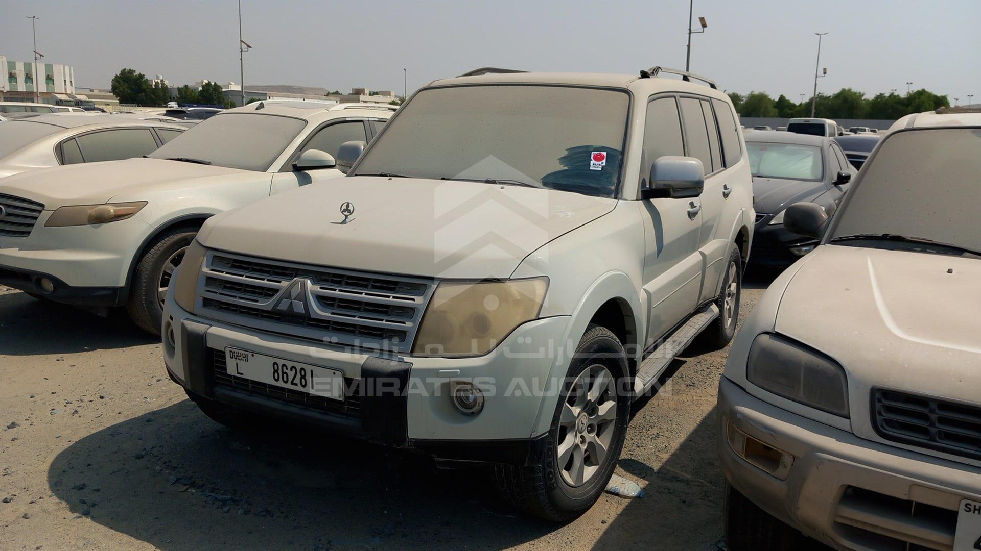 2009 MITSUBISHI PAJERO VIN: JMYLRV93W9J708703