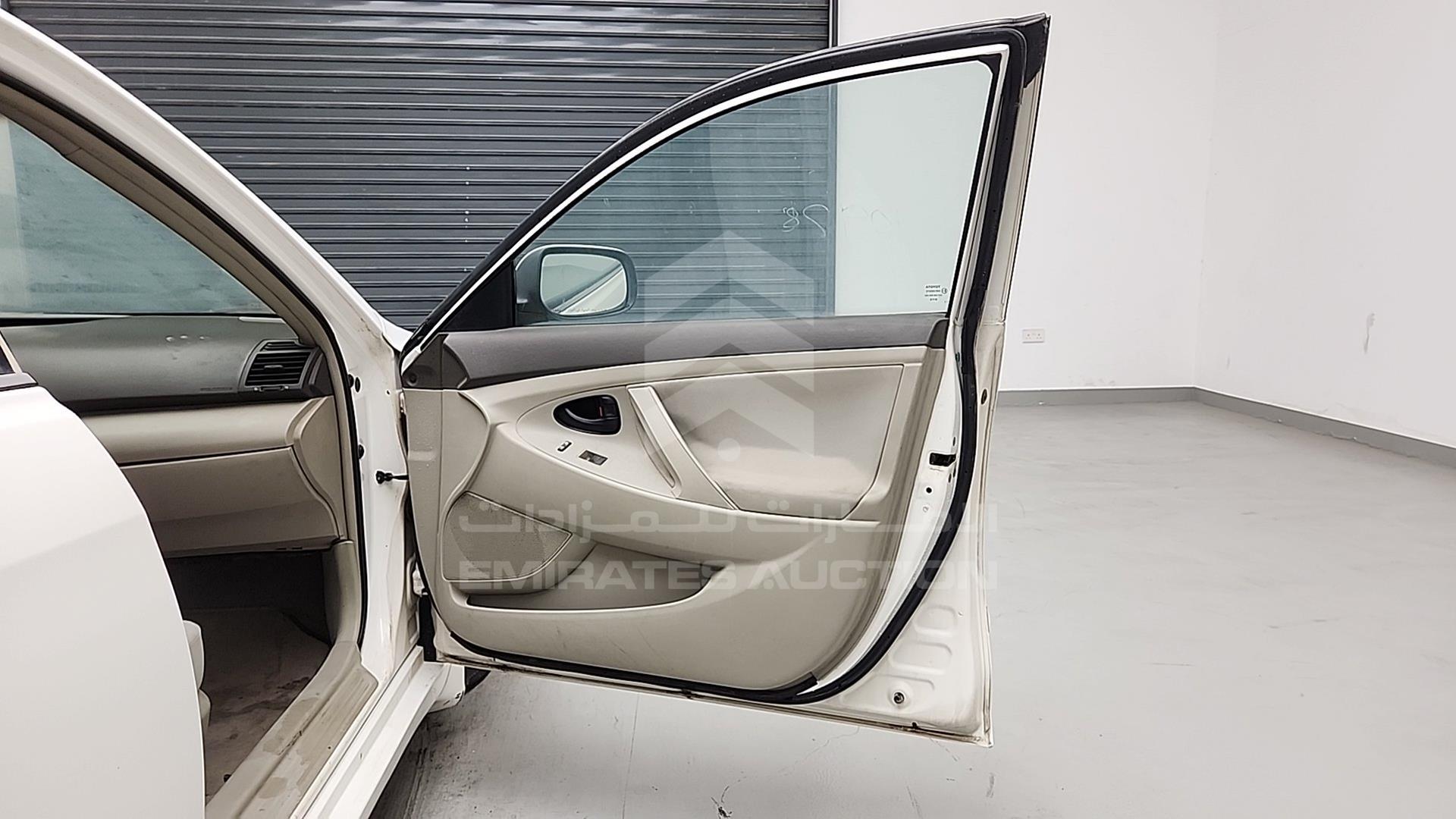 2011 TOYOTA CAMRY VIN: 6T1BE42K8BX712282