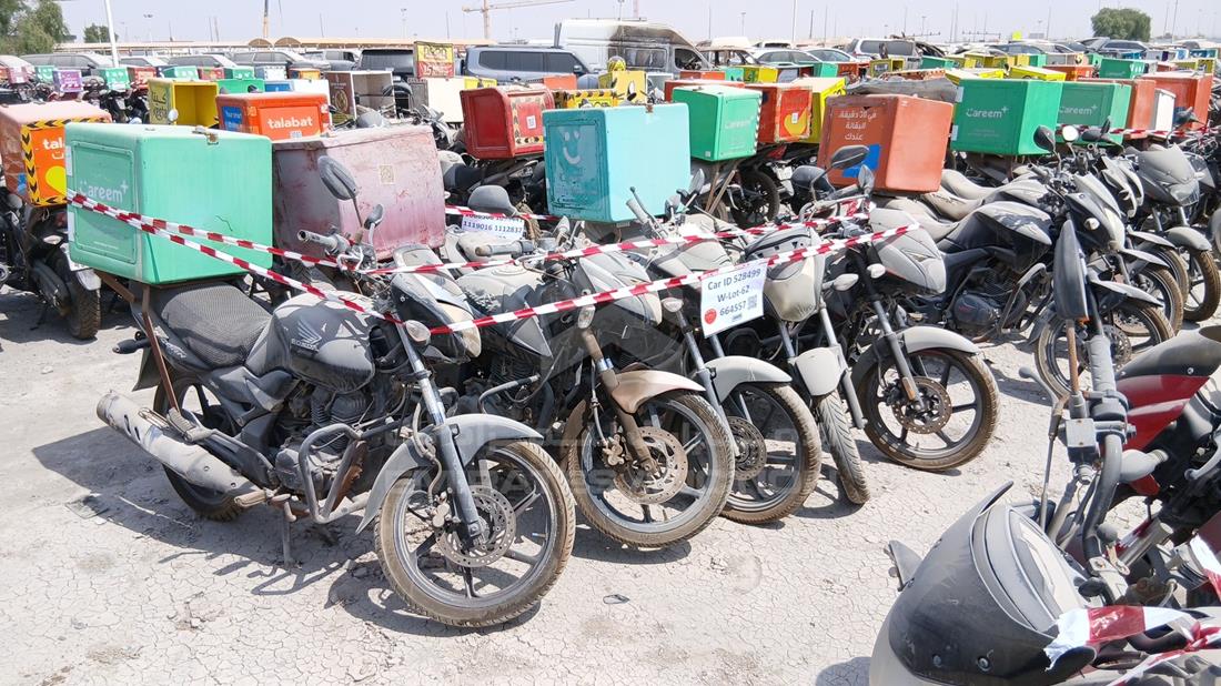 5 Motorbikes — Front Right Angle — Photo 11