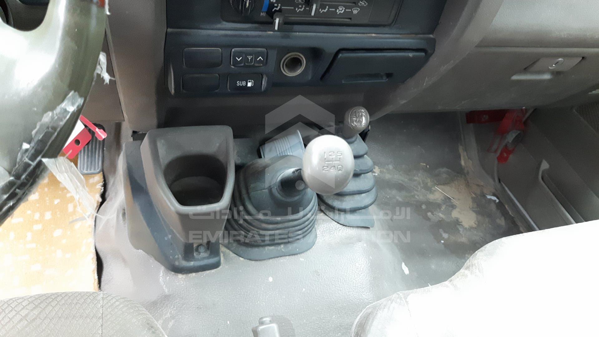 2012 TOYOTA LAND CRUISER VIN: JTFLU73J6C4521887