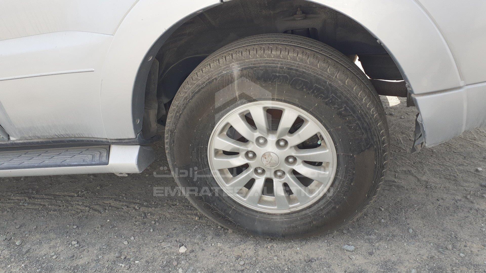 JMYLRV95WDJ705597 - 2013 Mitsubishi Pajero - #417301