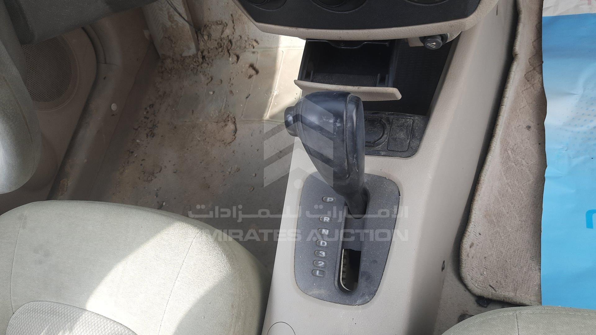 2004 KIA CERATO VIN: KNAFE223545028428