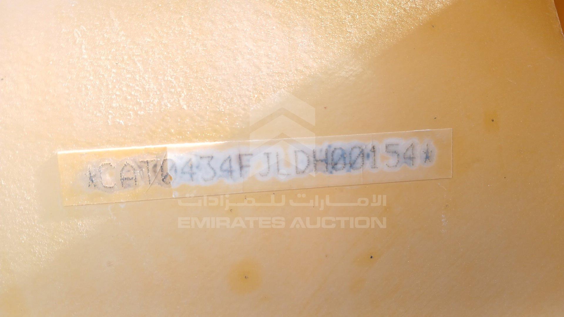 2013 CATERPILLAR --- VIN: CAT0434FJLDH00154