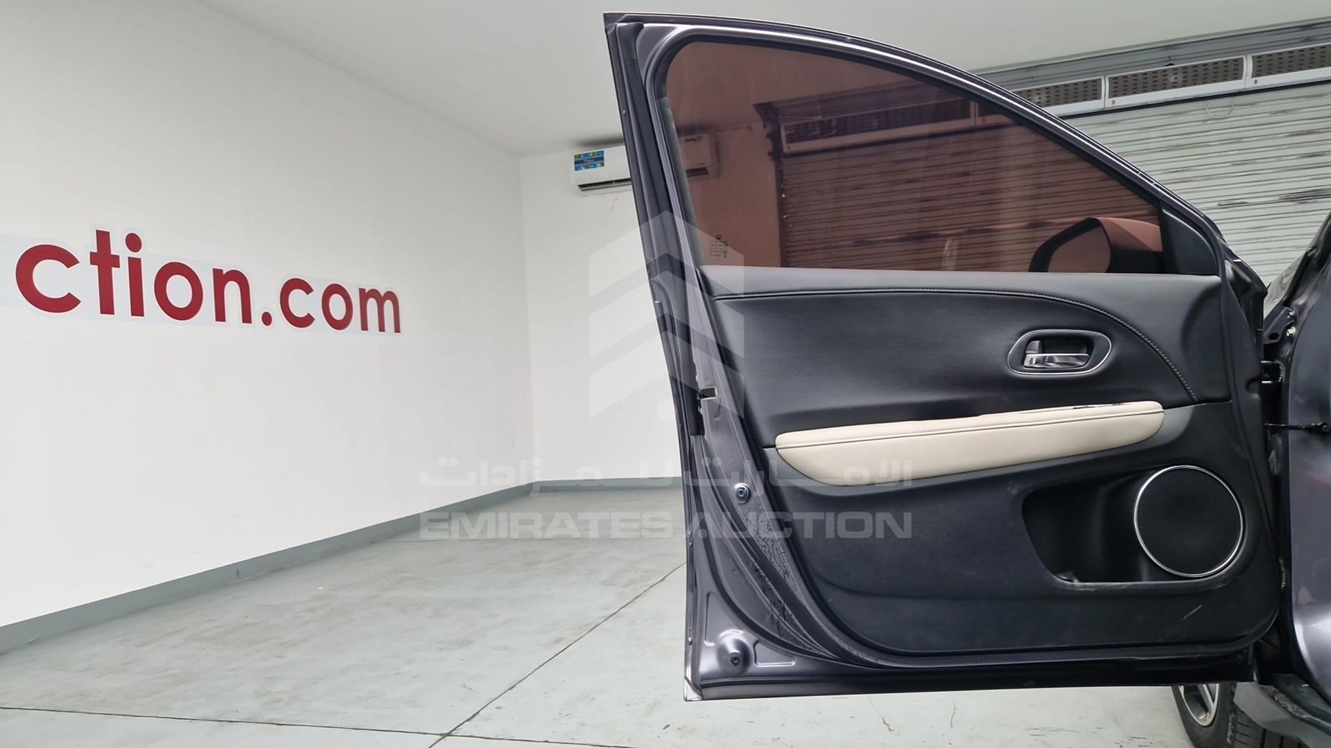 2021 HONDA HRV VIN: MRJRU5872MP010775